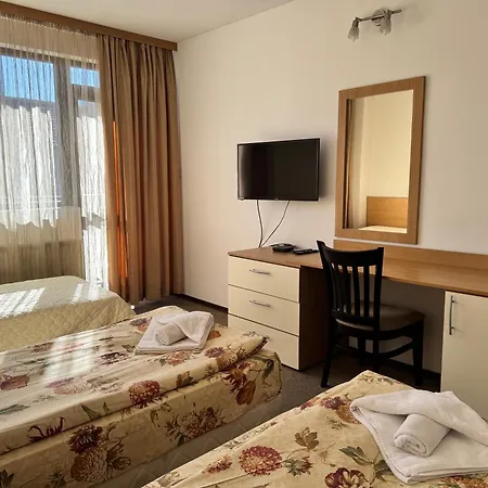 Хотел Добринище Hotel *